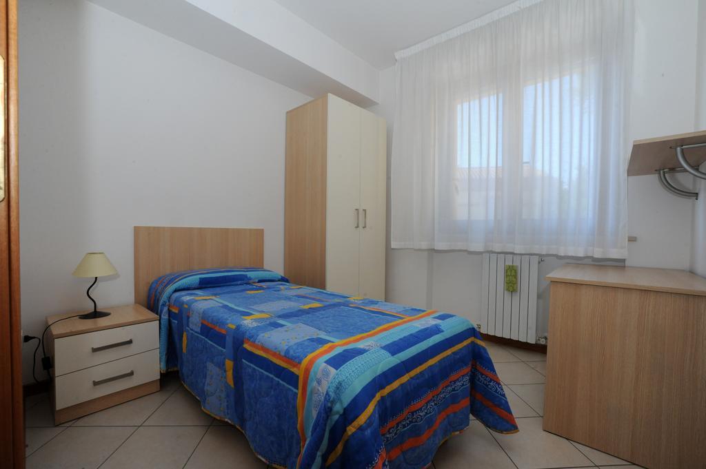 Residence Sole Del Conero Ancona Bagian luar foto