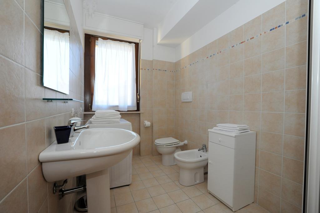 Residence Sole Del Conero Ancona Bagian luar foto
